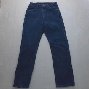 Wrangler women's size juniors 11X32 blue jeans *